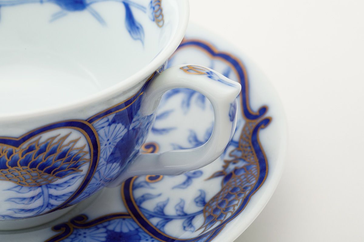 官窯窓絵桐鳳凰菊花紋 紅茶碗皿 | 有田焼 深川製磁｜公式オンラインストア