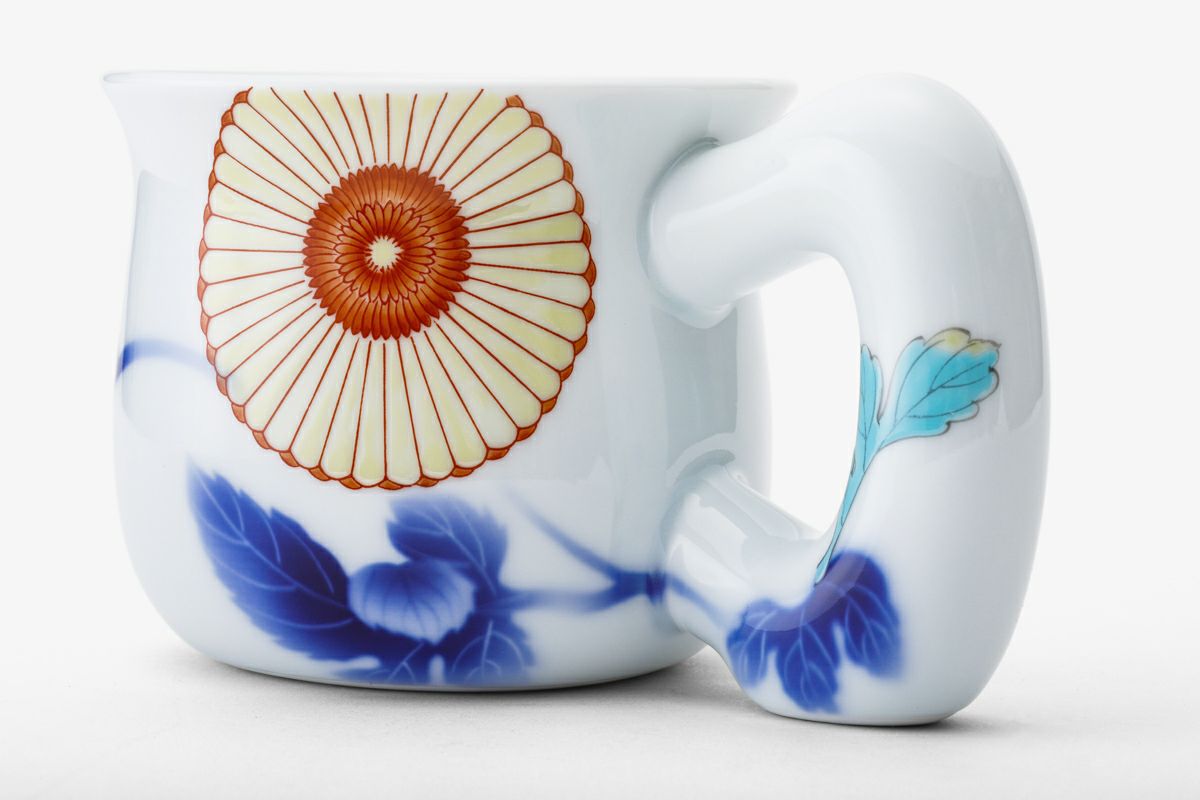 色絵菊花紋 モーニングカップ | 有田焼 深川製磁｜公式オンラインストア
