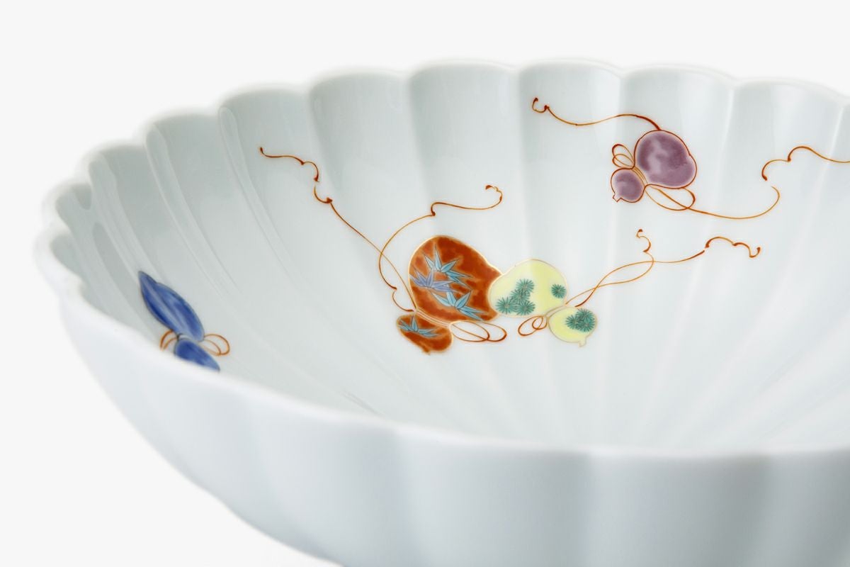 未使用 深川製磁  菊割鉢  花ひょうたん  直径20cm 高さ7.5cm ひょうたん柄 ホワイト 深鉢 皿 札幌 西岡店 花ひょうたん 菊割鉢 | 有田焼 深川製磁｜公式オンラインストア