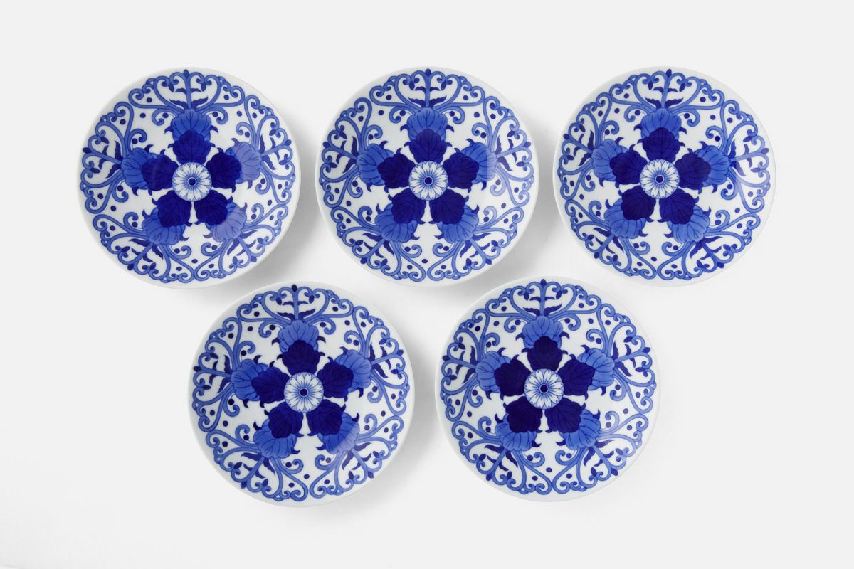 染付菊唐草 6号和皿揃 | 有田焼 深川製磁｜公式オンラインストア