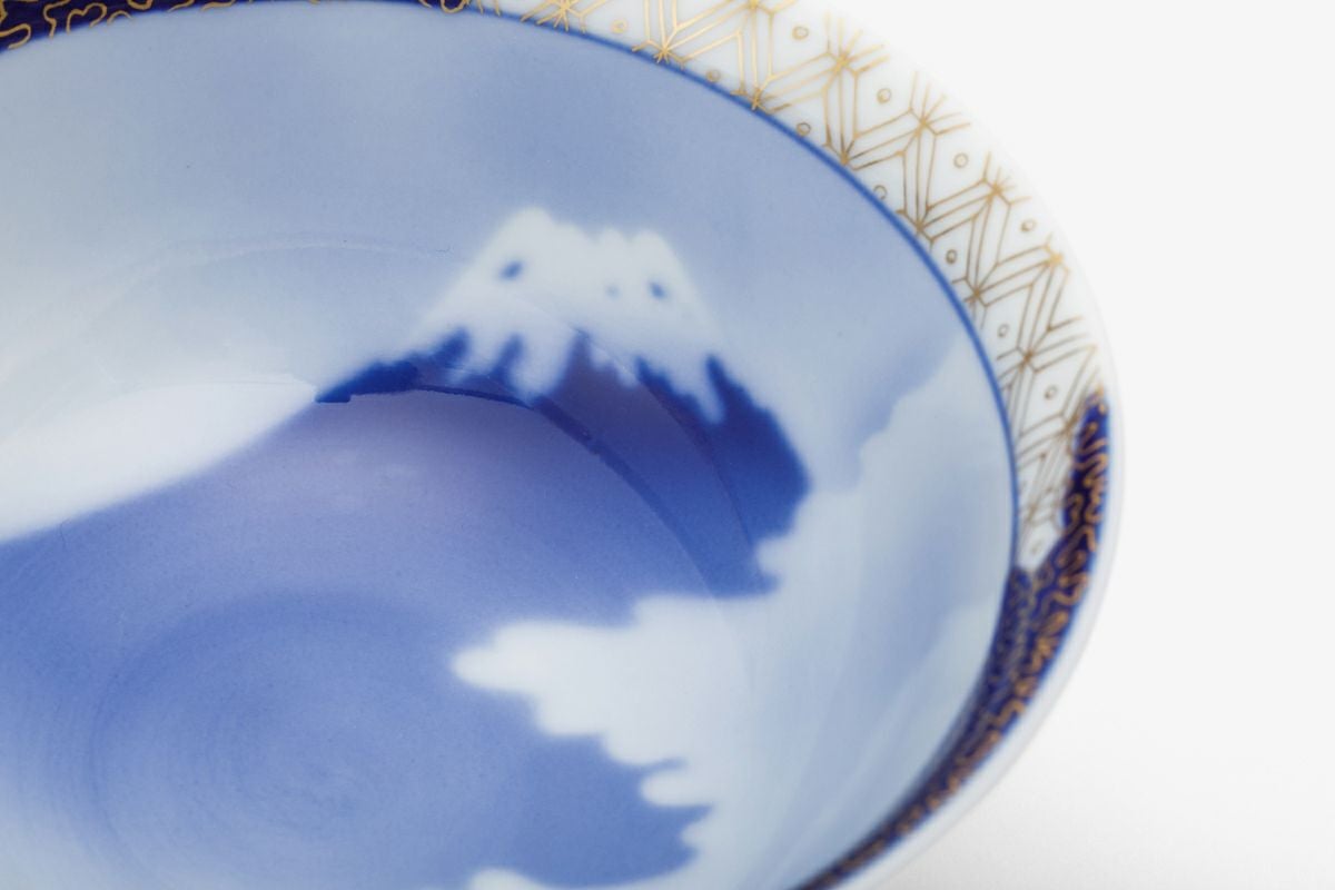 富士山 秋型飯碗 | 有田焼 深川製磁｜公式オンラインストア