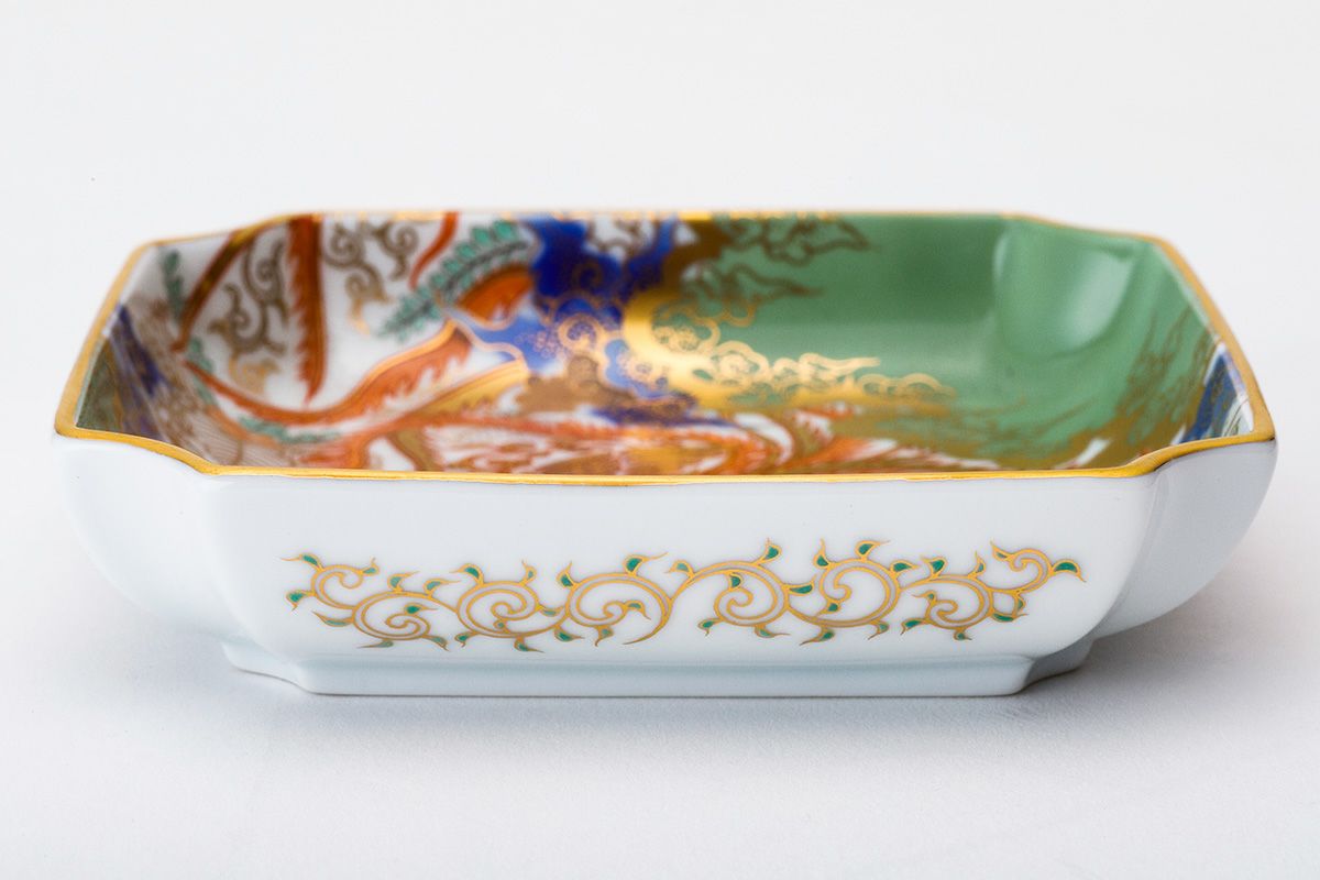 有田焼 大皿(桜・鳳凰・花桐) 有田焼】飾り絵皿 色絵極細桜図 - JTOPIA