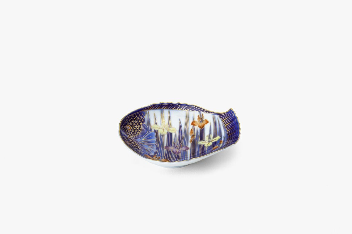 金彩あやめ 魚型皿（小） | 有田焼 深川製磁｜公式オンラインストア