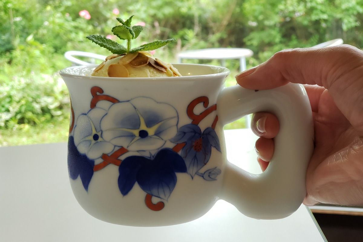 萩花見 八角盛皿 | 有田焼 深川製磁｜公式オンラインストア