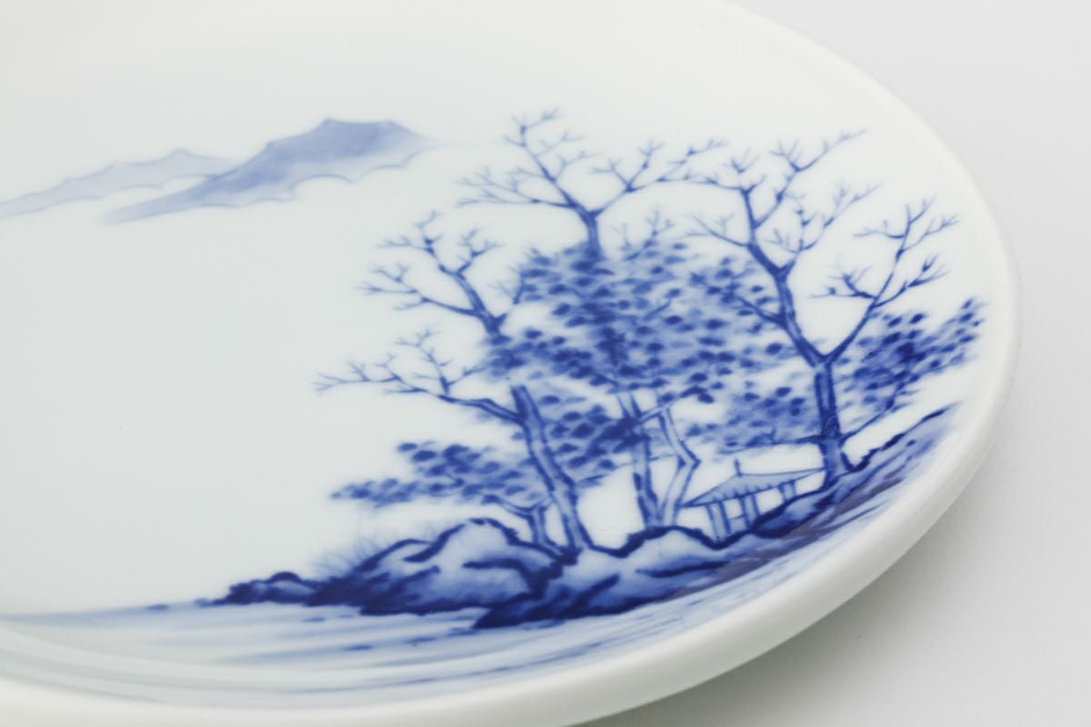 青白い風景画の深皿 陶器 新品 未使用 青白い風景画の皿 直径24cm 深さ8.5cm 5代目喜八 - メルカリ