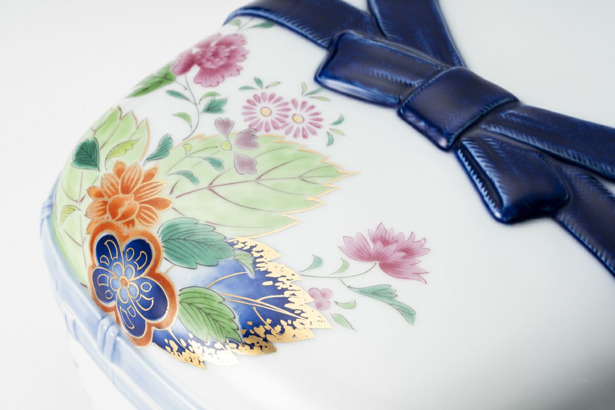染錦絢爛草花絵 陶箱 | 有田焼 深川製磁｜公式オンラインストア