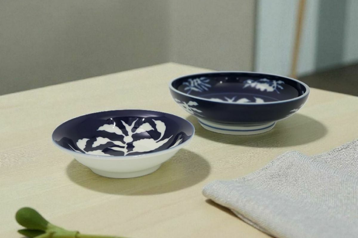 草花折枝白抜紋 深皿 | 有田焼 深川製磁｜公式オンラインストア