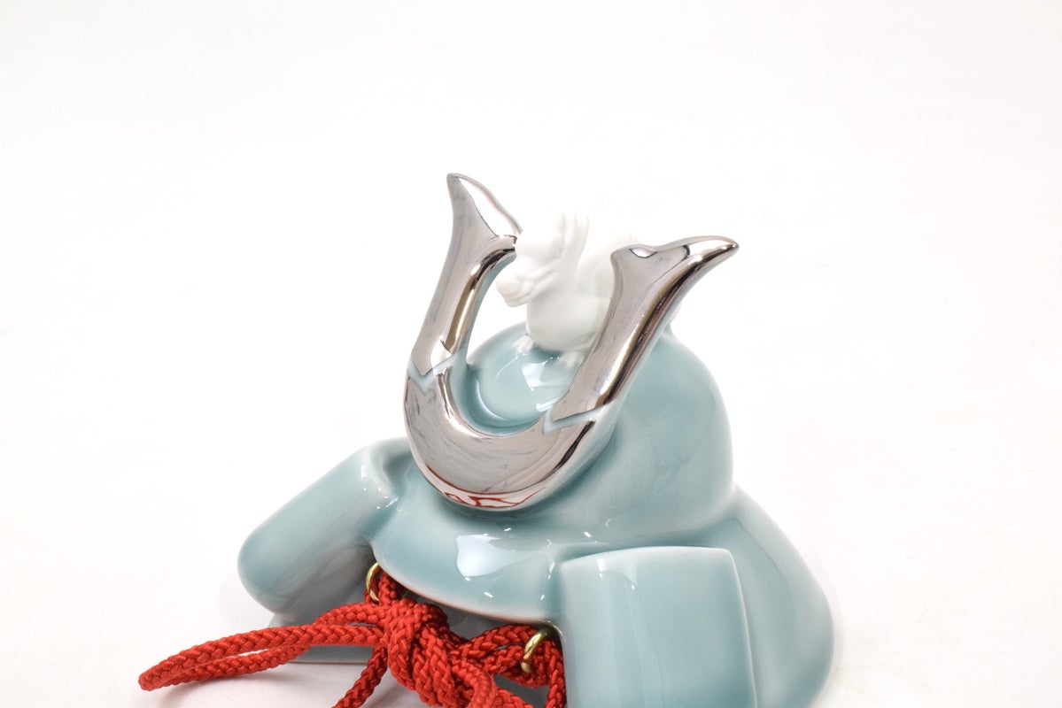 青磁かぶと 置物 | 有田焼 深川製磁｜公式オンラインストア